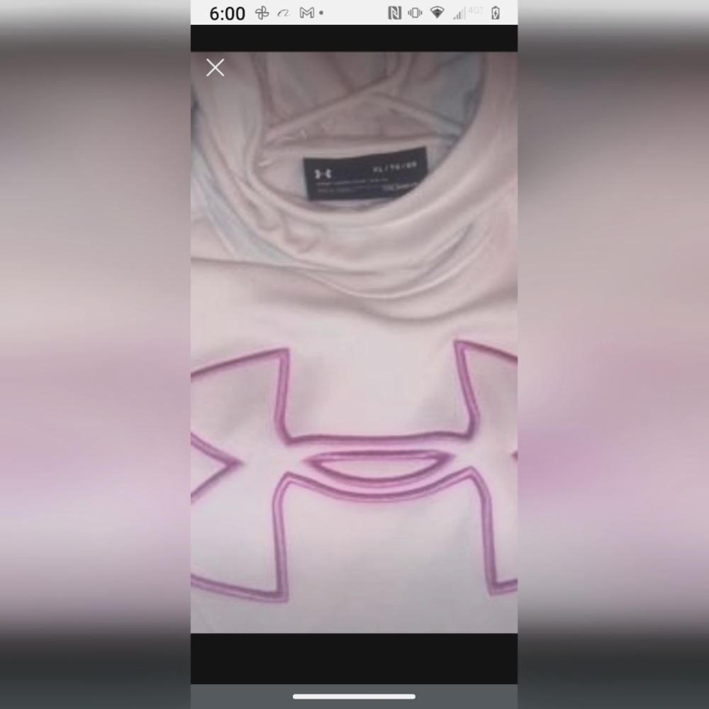 Woman's under armour hoodie